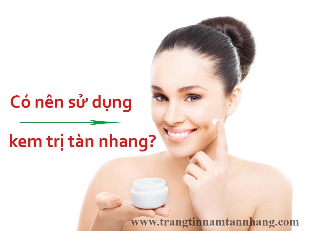 cách chữa tàn nhang trên mặt bằng mỹ phẩm