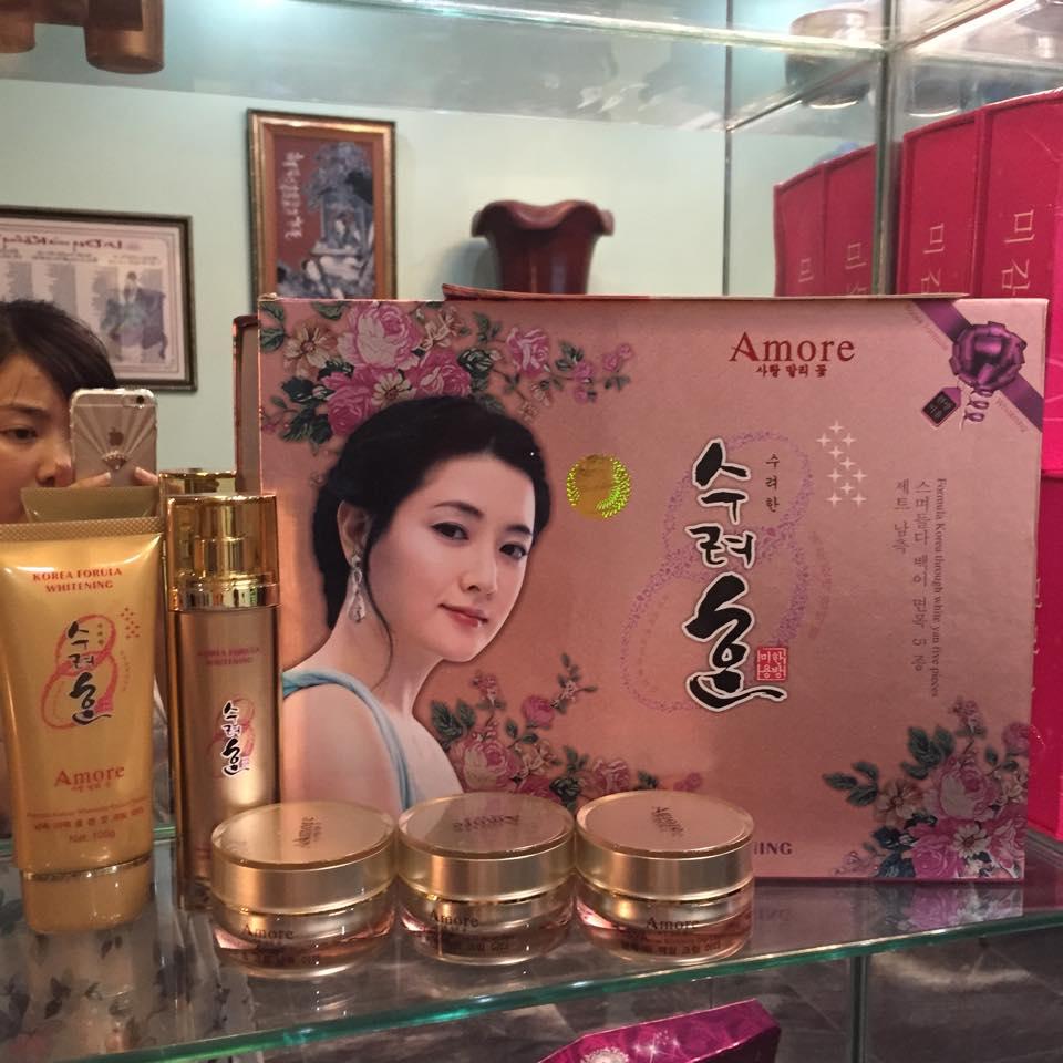 Kem trị nám tàn nhang Hàn Quốc Amore Whitening