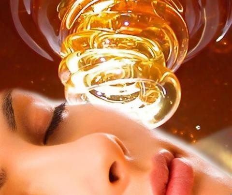 Trị mụn bọc bằng mật ong nguyên chất