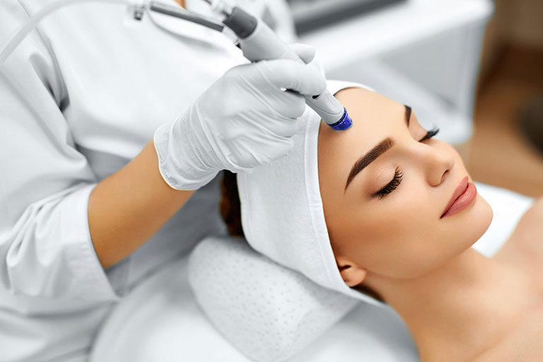 Công nghệ làm đẹp hiện đại mang lại hiệu quả tốt nhưng chi phí cao