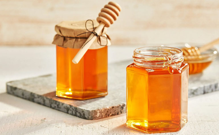 Mật ong chứa nhiều thành phần tốt cho làn da